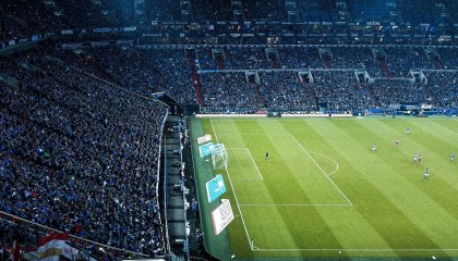 开云kaiyun-英格兰比赛现场万人合唱震撼全场，英格兰代表队队歌